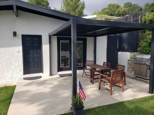 Photo - 2327 Dorothy St