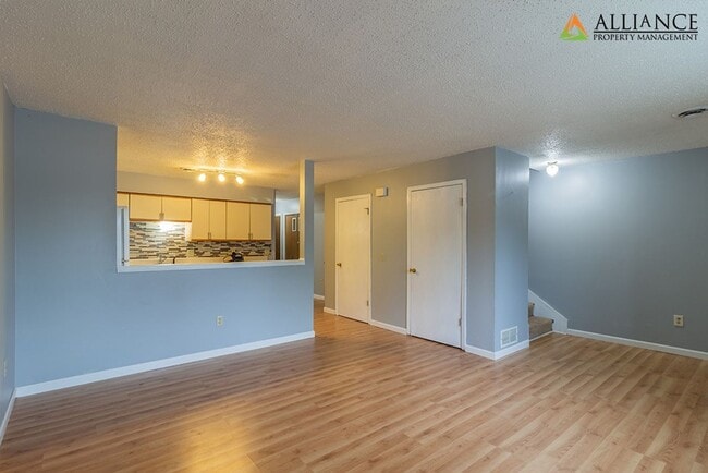 Building Photo - Recently Updated!