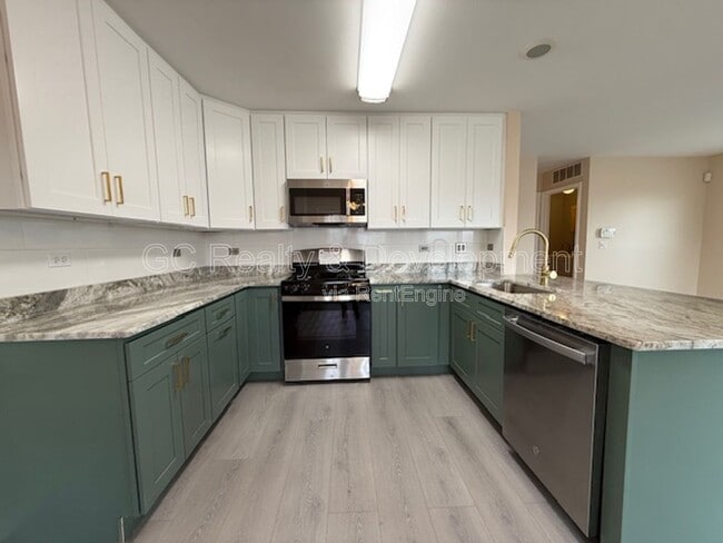 Photo - 468 Columbine Ln