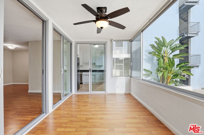 Photo - 8701 Delgany Ave Unidad 111