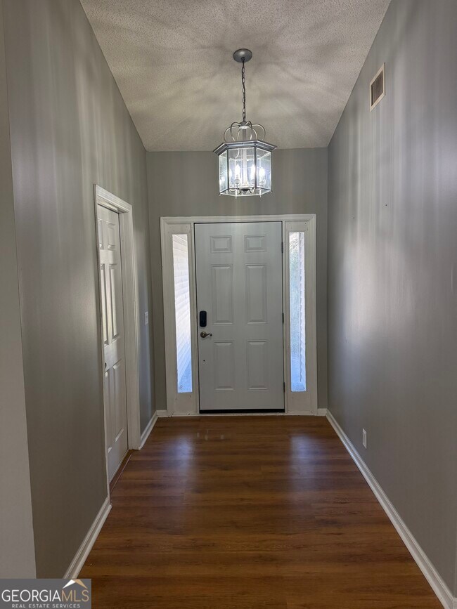 Photo - 514 Sunnyside Ct