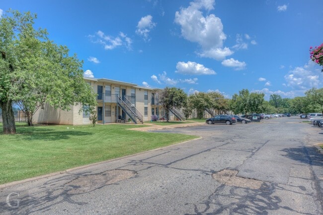 Photo - Willow Park Apartments