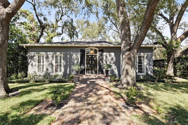 Photo - 3301 W Morrison Ave