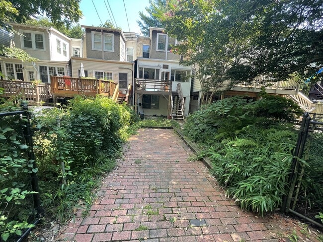 Photo - 2018 Pierce Mill Rd NW