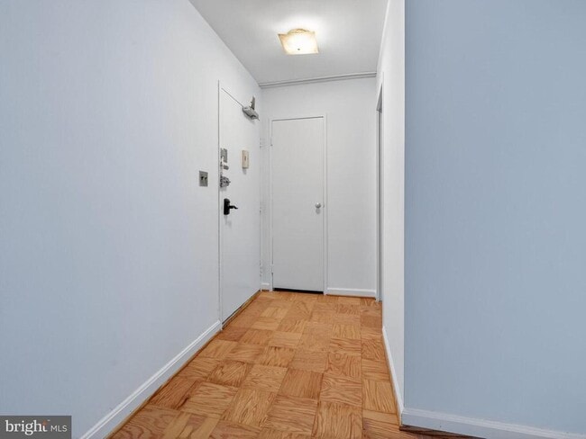 Building Photo - 4600 Connecticut Ave NW Unit 223