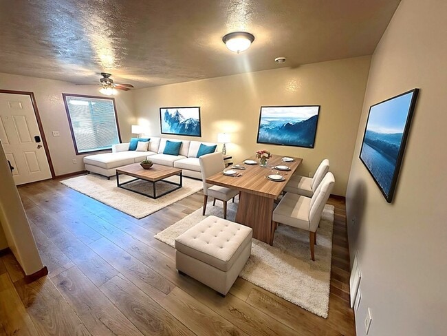 Photo - Spacious & Convenient Walk-In Level Townhome in Brandon - 2 BD 1 BA unit!