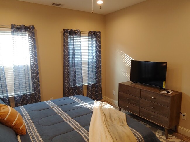 Photo - 4926 Weeping Willow Rd Unit E