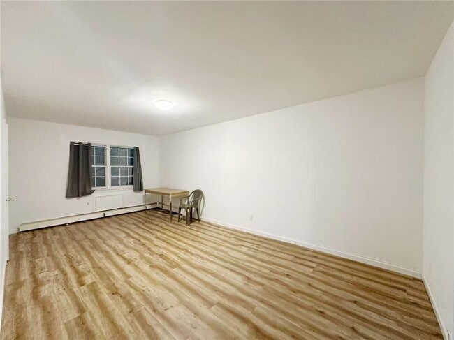 Photo - 108-51 63rd Dr