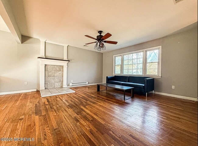 Photo - 532 Frank Applegate Rd