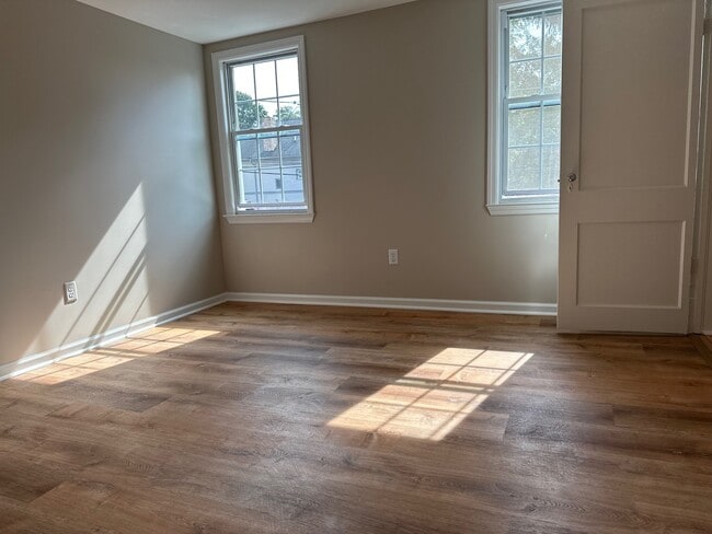 bedroom 1 - 35 Arlington Ave Unit 2