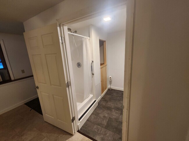 Photo - 347 Ridge Road