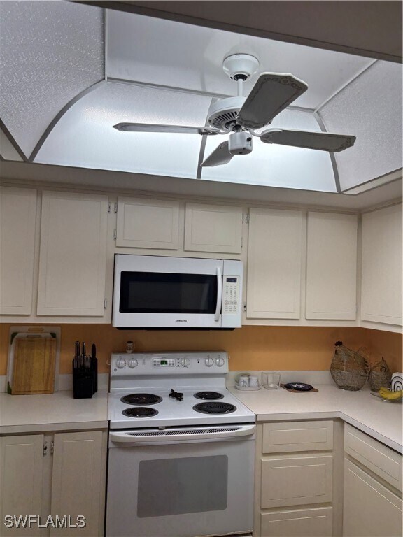 Building Photo - 4117 SE 19th Pl Unit 207 Rental