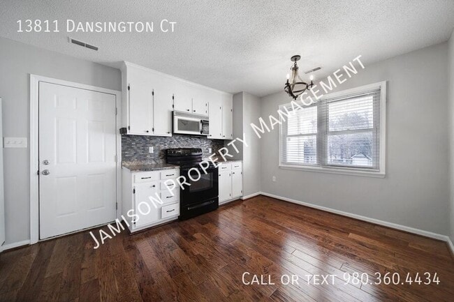 Photo - 13811 Dansington Ct