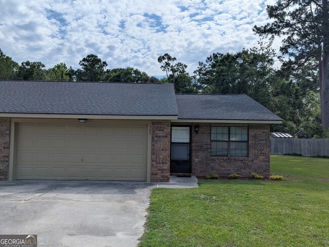 Photo - 502 Greenbay Ave Townhome
