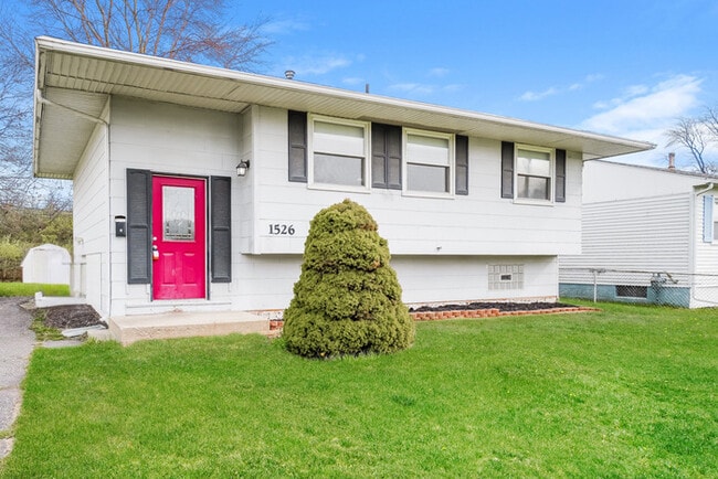 Beautiful Upgraded Multilevel Home - Beautiful Upgraded Multilevel Home