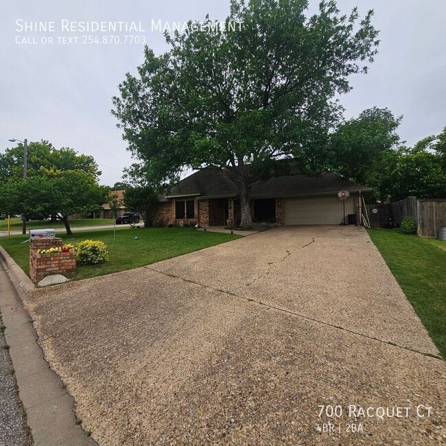 Photo - 700 Racquet Ct