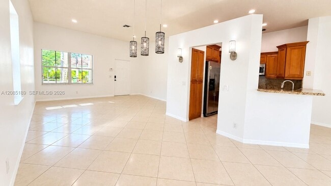 Photo - 908 Tanglewood Cir