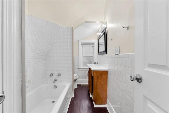 Photo - 72 Courtland St Unit 1