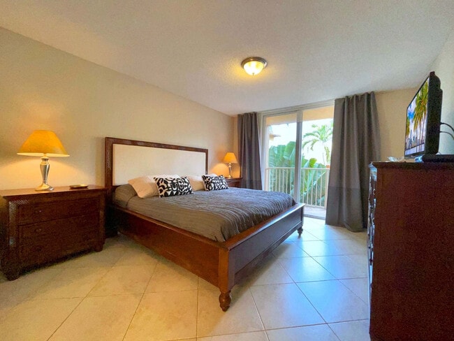 19701 E Country Club Dr Unit SI FL3-ID1022217P