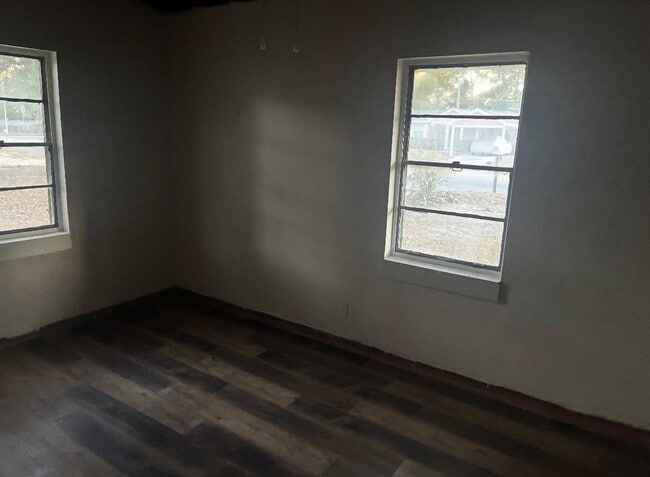 Photo - 1505 W Gordon Ave