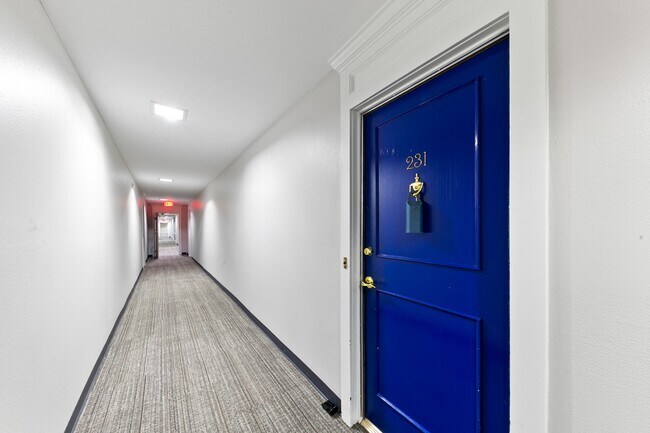 Photo - 361 N Post Oak Ln Unit 231