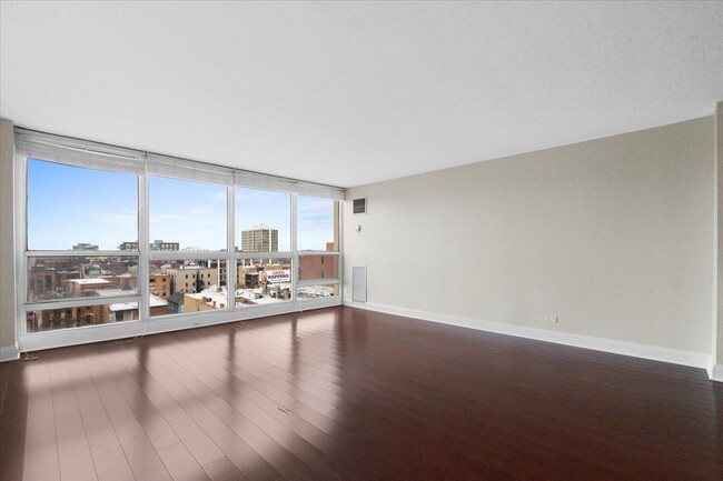 Building Photo - 0 bedroom in Chicago IL 60610 Unit 807 Rental