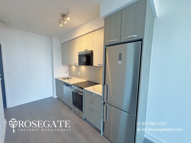 Building Photo - 1 Bedroom + Den Condo with Private Balcony & Locker – Downtown Hamilton Unit 2005