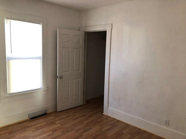 Photo - Charming 2 Bed, 1 Bath Home in Saint Anthony!