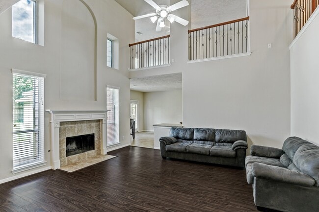 Photo - 2181 Brittany Colony Dr