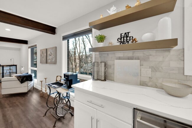 Photo - 2578 Dimple Dell Rd