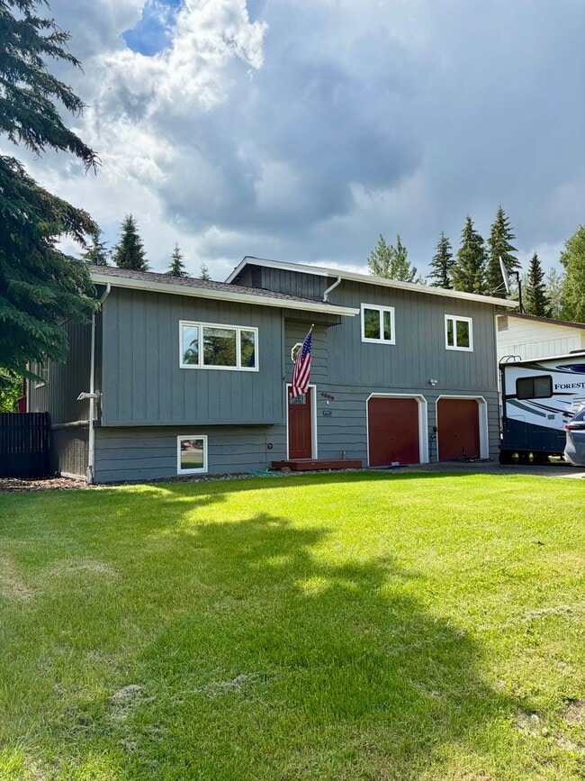 Building Photo - 3BR/2.5BA Home – 2-Car Garage - More photos coming soon!!