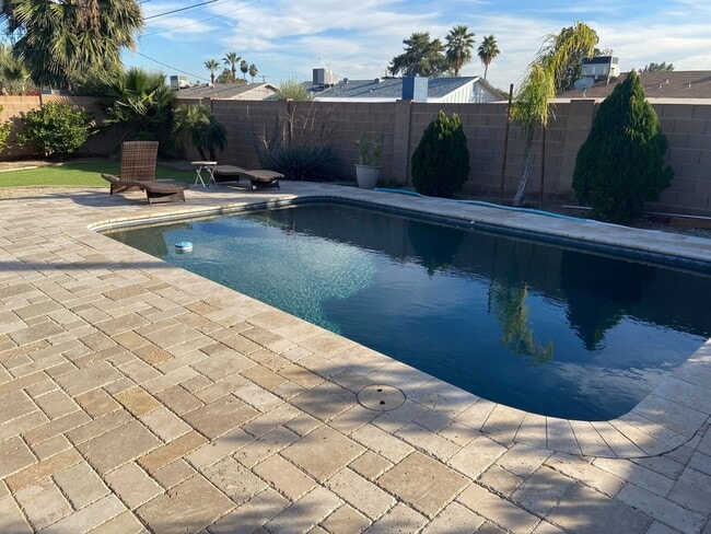 Photo - 6613 E Belleview St