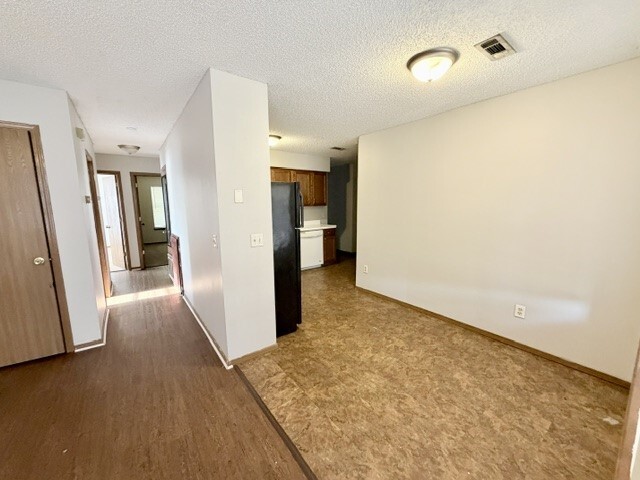 2415 W Mary Dr