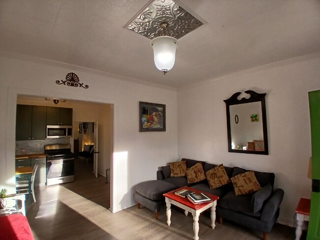 Photo - 402 S Chestnut St Unit 402