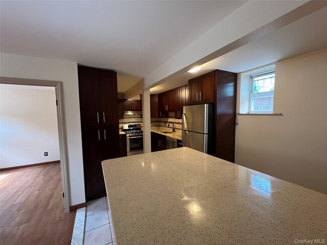 Photo - 40-41-41 215th Pl