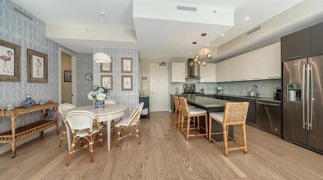 Photo - 635 S Orange Ave Unidad 304