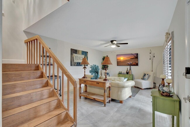 Photo - 99 Lake Arbor Dr