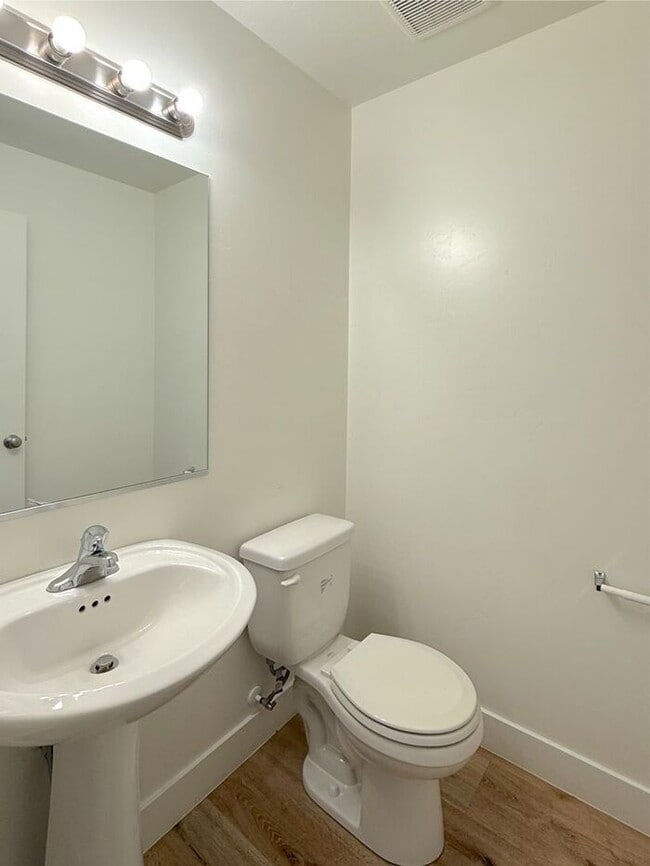 Photo - 4 Bed, 2.5 Bath Home with 2 Car Garage