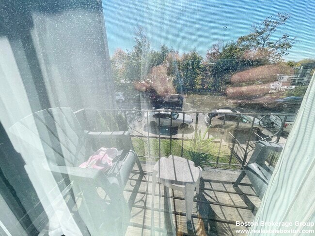 Photo - 382 E 8th St Unit 4