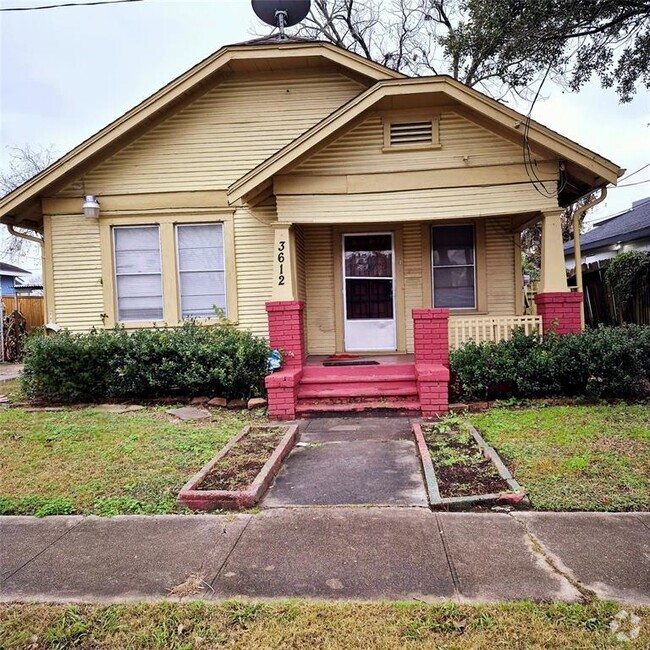 Building Photo - 3612 McIlhenny St Rental