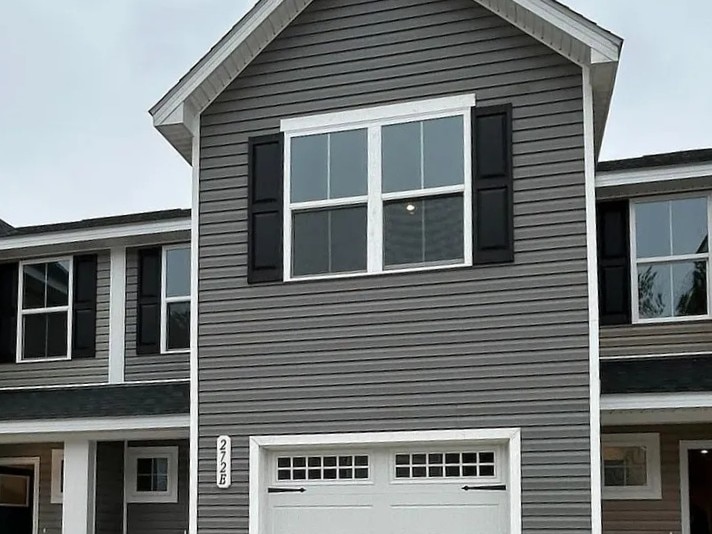 Photo - 272 Christiana Ln