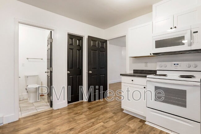 Photo - 207 N Mulberry St