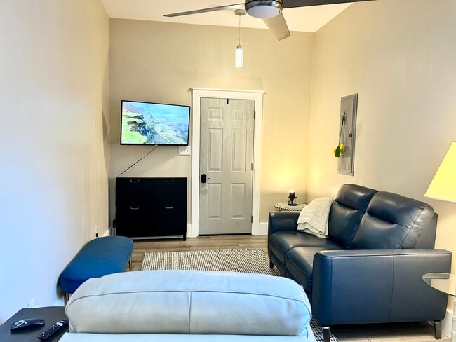 Photo - 10629 Quail Ridge Dr Apt Unit Private Carriage House