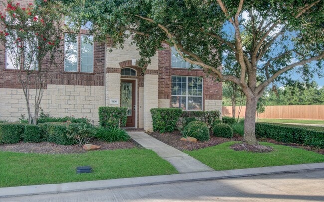 Photo - 9106 Sunlight Oak Ln