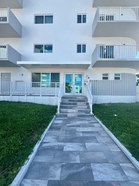 Building Photo - 7125 Bonita Dr Unit 202 Rental