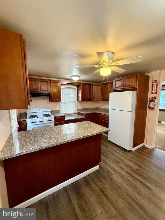 Photo - 2211 Browning Rd