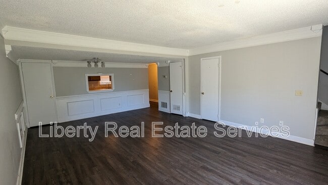 Photo - 901 Olmstead Dr Unit Apt 16B