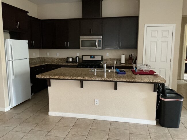 Photo - 1951 Bridlewood Ct