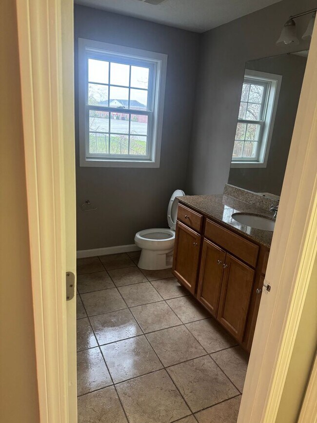 Photo - 13-15 Westwood Drive Unit 15