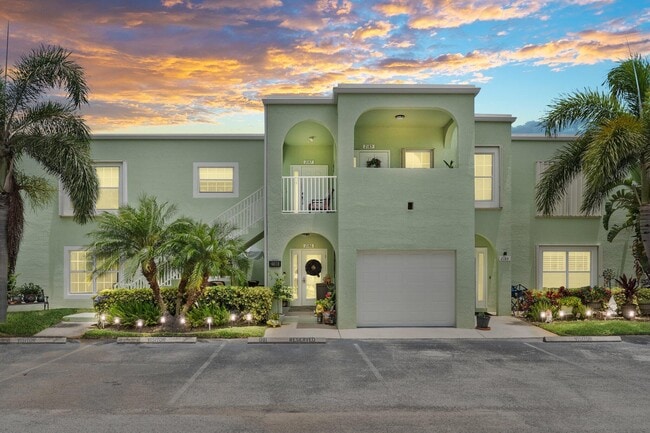 Building Photo - 2186 SE Wild Meadow Cir